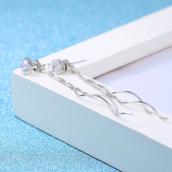 *NEW 925 Sterling Silver Diamond Swirl Earrings - Picture 2 of 7